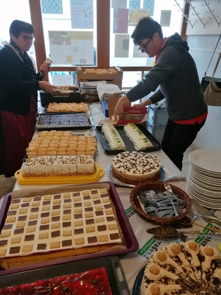 Mehlspeisbuffet.png Mehlspeisbuffet.png