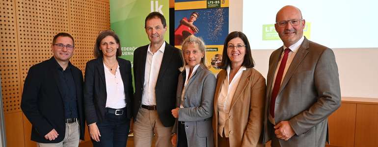 Vernetzungstreffen LFS-LK-23.jpg Vernetzungstreffen LFS-LK-23.jpg
