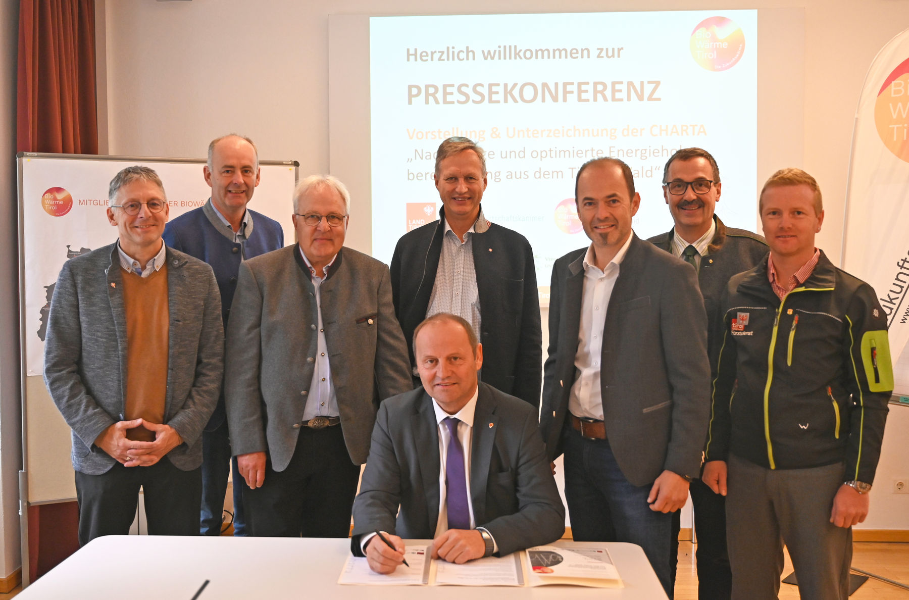 Unterzeichnung-Charta-c-Alexandra-Embacher.jpg © Alexandra Embacher Unterzeichnung-Charta-c-Alexandra-Embacher.jpg © Alexandra Embacher