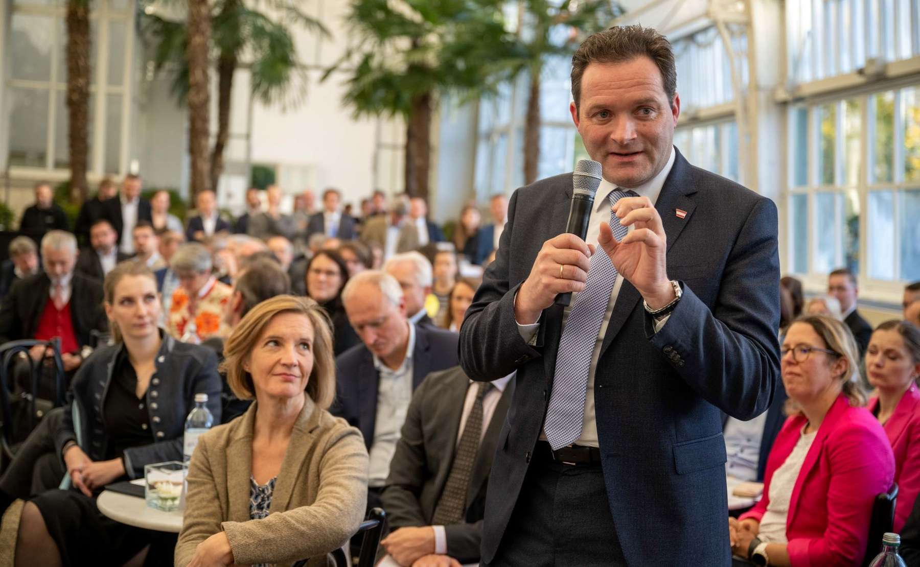Totschnig bei Auftakt zur Vision 2028 © Hemerka/BML Totschnig bei Auftakt zur Vision 2028 © Hemerka/BML