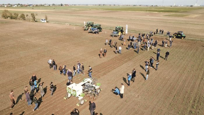 [1699871491045579_1.jpg]