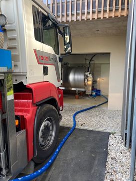 Foto-Tankwagen Seyfried (1).jpg Foto-Tankwagen Seyfried (1).jpg