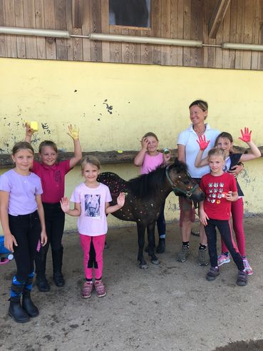 Schmeißer_Kinderspaß beim Camp.jpg © Schmeißer Schmeißer_Kinderspaß beim Camp.jpg © Schmeißer