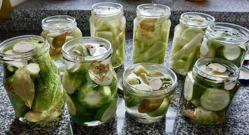 Einkochen, fermentieren und haltbar machen