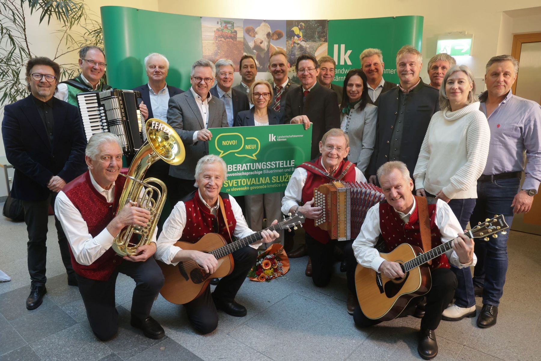 Foto PK.jpg © Wajand Foto PK.jpg © Wajand