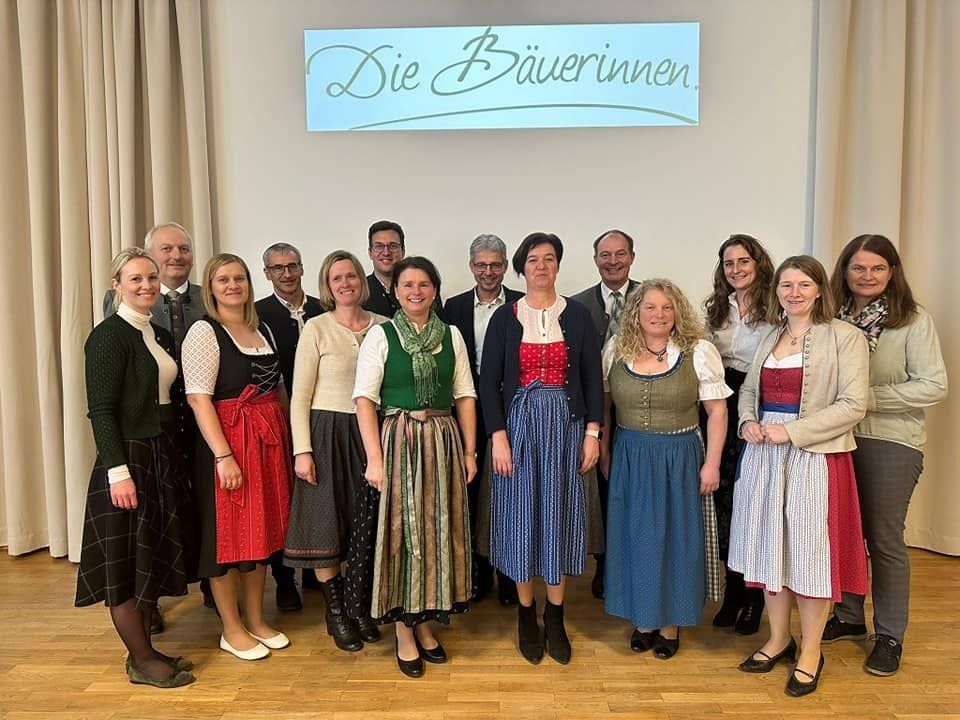 Tag der Bäuerin Gebiet Amstetten_Gruppenfoto.jpg © DB Gebiet Amstetten Tag der Bäuerin Gebiet Amstetten_Gruppenfoto.jpg © DB Gebiet Amstetten