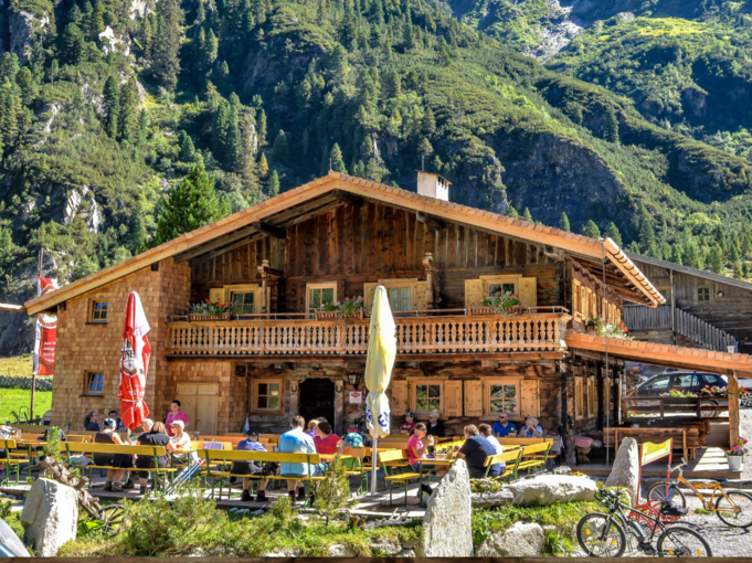 sb09_mt_almhütte.png © Dürnberger sb09_mt_almhütte.png © Dürnberger