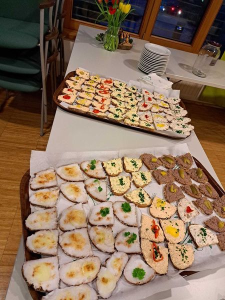 TAg der jungen Frau 4.jpg TAg der jungen Frau 4.jpg