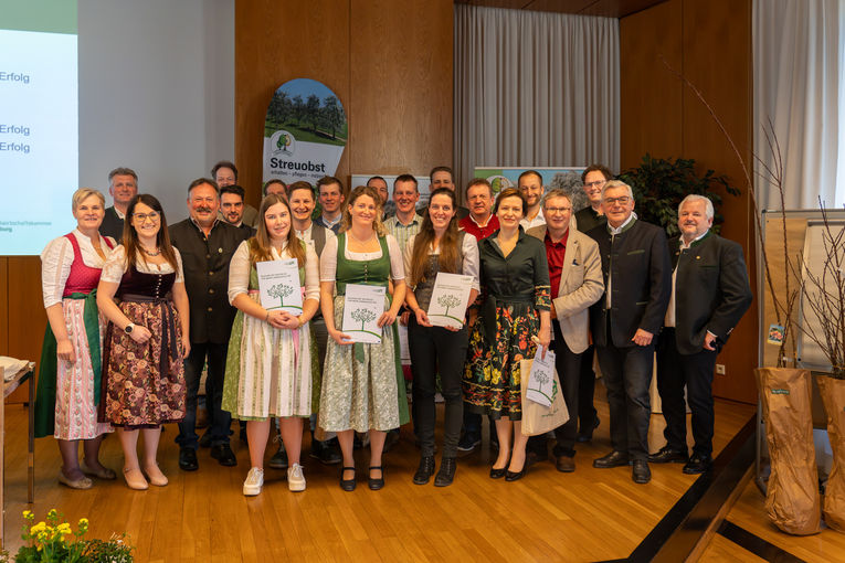 20 neue Baumspezialisten für Salzburg.jpg © LFI Salzburg 20 neue Baumspezialisten für Salzburg.jpg © LFI Salzburg
