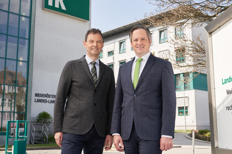 Landwirtschaftskammer NÖ-Präsident Johannes Schmuckenschlager und Kammerdirektor Franz Raab ziehen Bilanz. © Philipp Monihart/LK Niederösterreich Landwirtschaftskammer NÖ-Präsident Johannes Schmuckenschlager und Kammerdirektor Franz Raab ziehen Bilanz. © Philipp Monihart/LK Niederösterreich