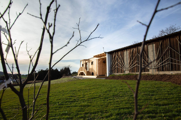 Repo 13_14_Betrieb Kürnsteinerhof_Bild_1_Tiny_house__Kürnsteinhof_Patrik_Tafner.jpg © Patick Tafner Repo 13_14_Betrieb Kürnsteinerhof_Bild_1_Tiny_house__Kürnsteinhof_Patrik_Tafner.jpg © Patick Tafner