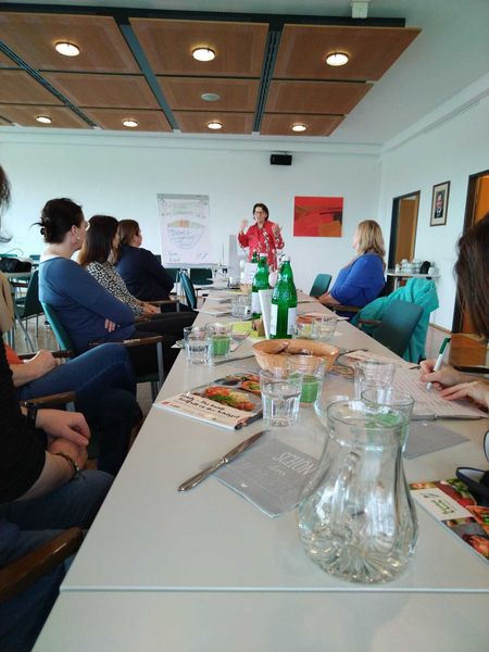 Bowls 22.jpg Bowls 22.jpg