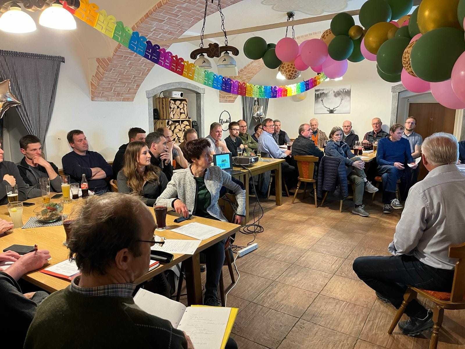 Auch der Arbeitskreis Boden.Wasser.Schutz Allhaming war heute mit Norbert Ecker und Alexander Schmid zum Thema Bodenproben und Ergebnisse aktiv. Danke! © BWSB Auch der Arbeitskreis Boden.Wasser.Schutz Allhaming war heute mit Norbert Ecker und Alexander Schmid zum Thema Bodenproben und Ergebnisse aktiv. Danke! © BWSB