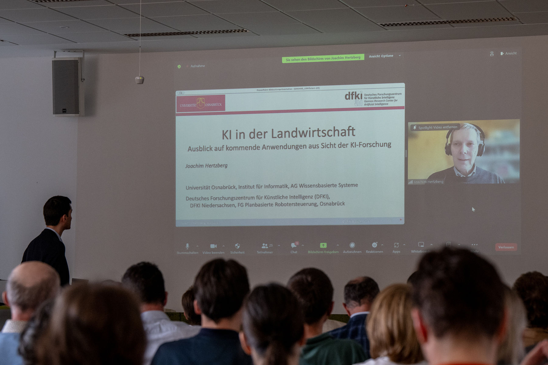 Speeding Up Innovation: KI in der Landwirtschaft © Ing. Gerald Pfabigan/LKÖ Speeding Up Innovation: KI in der Landwirtschaft © Ing. Gerald Pfabigan/LKÖ