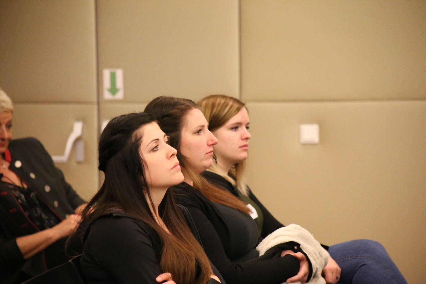 01_Vortrag (3).jpg 01_Vortrag (3).jpg