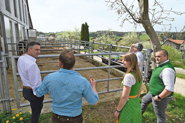 Hohe Baukosten und Auflagen machen Stallbau fast unmöglich.jpg © Wolfgang Dürnberger Hohe Baukosten und Auflagen machen Stallbau fast unmöglich.jpg © Wolfgang Dürnberger