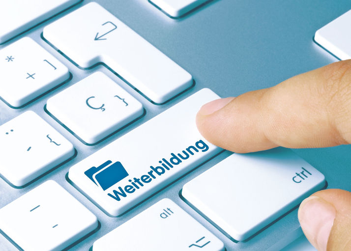 Verpflichtende Weiterbildungen  absolvieren.jpg © Foto: AdobeStock/momius Verpflichtende Weiterbildungen  absolvieren.jpg © Foto: AdobeStock/momius