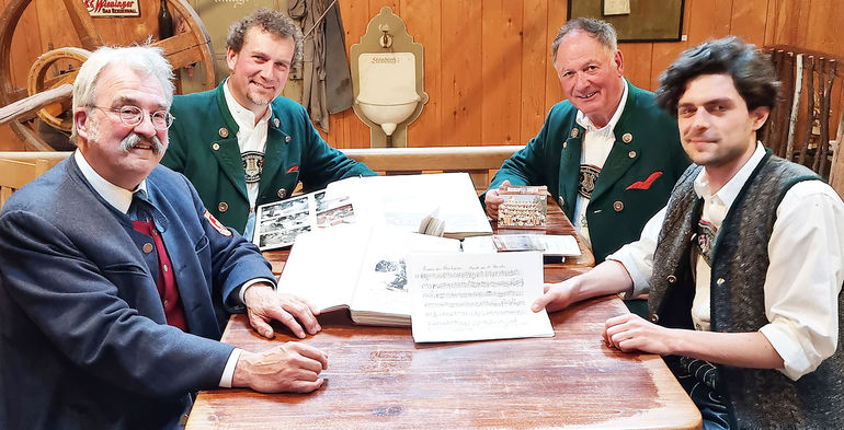 Fachgespräch.jpg © Standl Fachgespräch.jpg © Standl