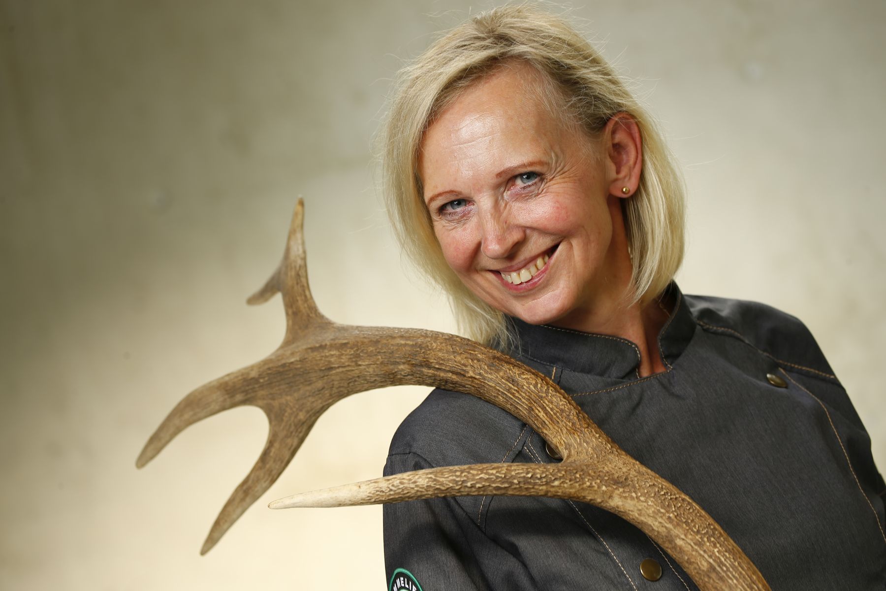 Obfrau Watzenböck.jpg © LV landw. Wildtierhalter OÖ   Salzburg Obfrau Watzenböck.jpg © LV landw. Wildtierhalter OÖ   Salzburg