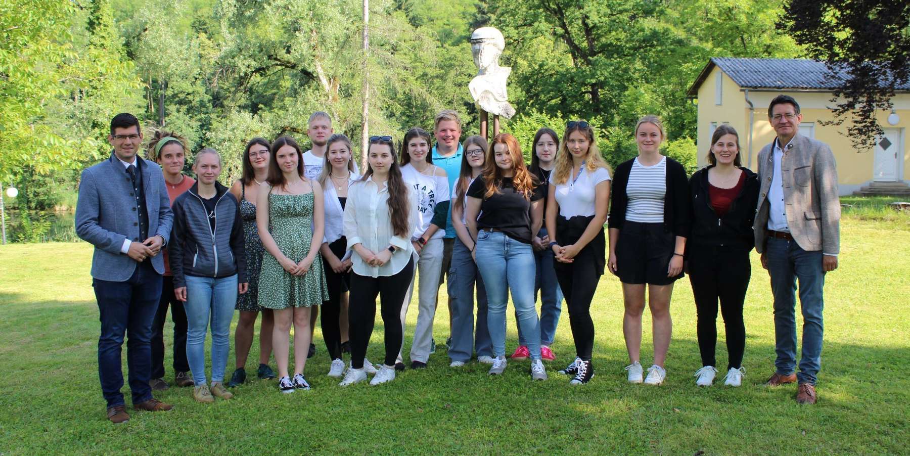 Tierarzt-Absolventinnen.jpg © LFI Kärnten Tierarzt-Absolventinnen.jpg © LFI Kärnten