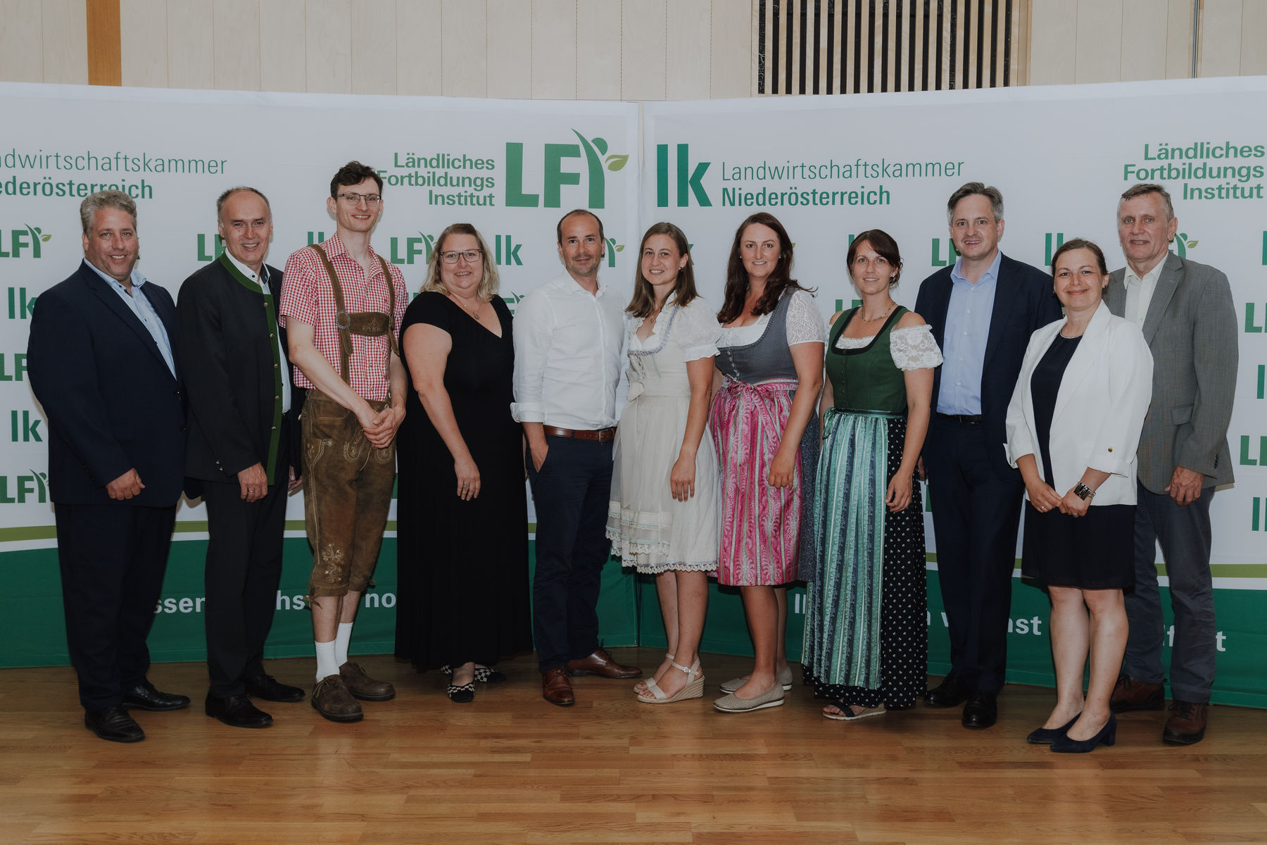 LFI_NOE_20240626_Zertifikatsverleihung_136_2SB03677_(c)SophieBalber.jpg © Sophie Balber/LFI NÖ LFI_NOE_20240626_Zertifikatsverleihung_136_2SB03677_(c)SophieBalber.jpg © Sophie Balber/LFI NÖ