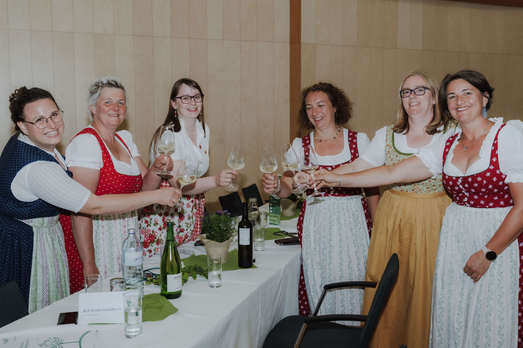 LFI_NOE_20240626_Zertifikatsverleihung_140_2SB03684_(c)SophieBalber.jpg © Sophie Balber/LFI NÖ LFI_NOE_20240626_Zertifikatsverleihung_140_2SB03684_(c)SophieBalber.jpg © Sophie Balber/LFI NÖ