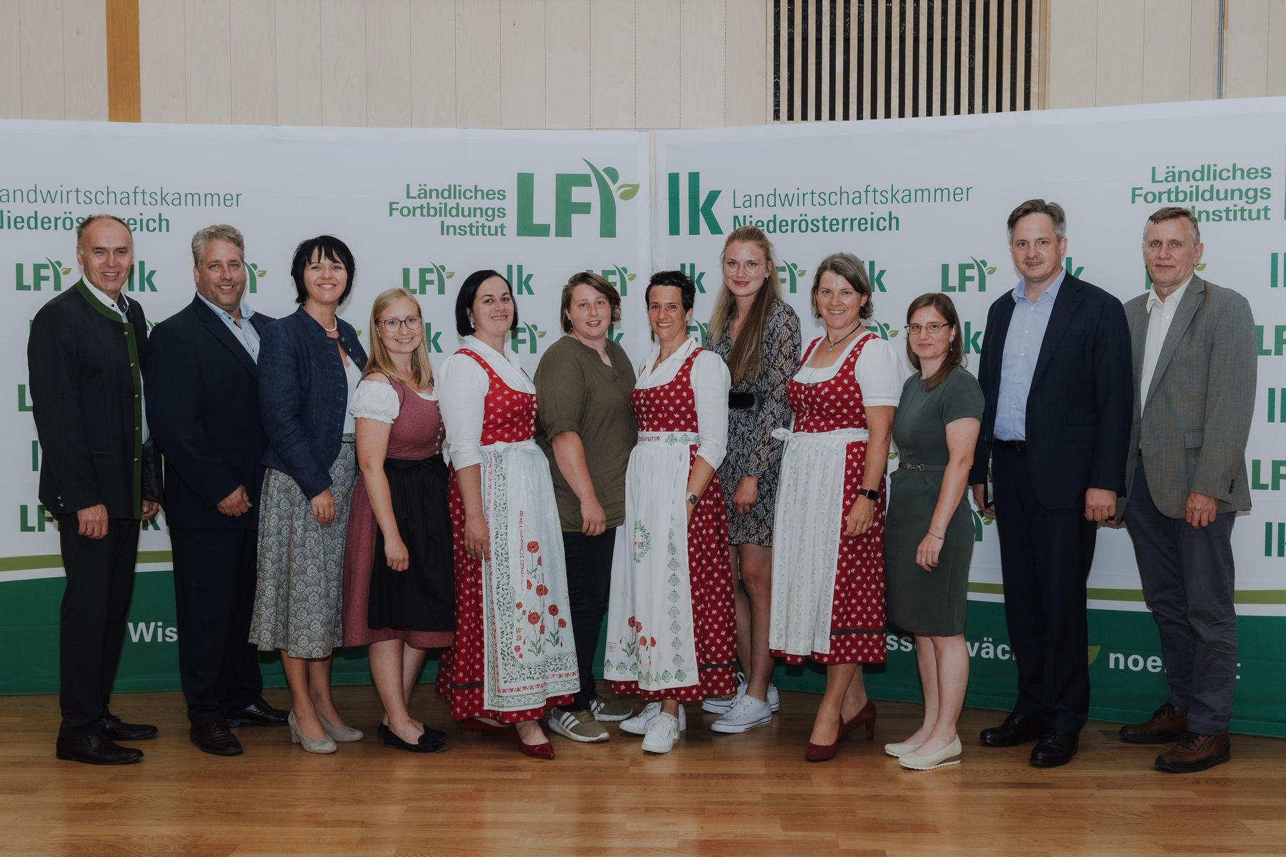 LFI_NOE_20240626_Zertifikatsverleihung_149_2SB03735_(c)SophieBalber.jpg © Sophie Balber/LFI NÖ LFI_NOE_20240626_Zertifikatsverleihung_149_2SB03735_(c)SophieBalber.jpg © Sophie Balber/LFI NÖ