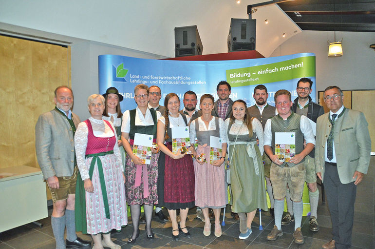 136 neue land- und forstwirtschaftliche  Facharbeiter für Salzburg.jpg © LFA 136 neue land- und forstwirtschaftliche  Facharbeiter für Salzburg.jpg © LFA