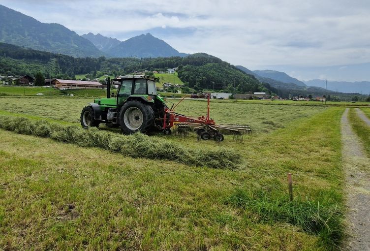 2024: Heuen unter schwierigen Wetterbedingungen © Archiv