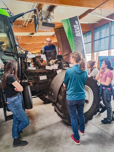 Foto 3 Frauenpower in der Landwirtschaft (c) ÖKL.jpg