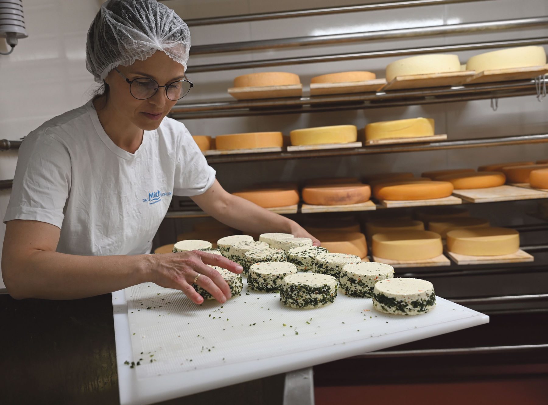 Das Produzierte unter die Lupe  genommen.jpg © Christine Mooslechner Das Produzierte unter die Lupe  genommen.jpg © Christine Mooslechner