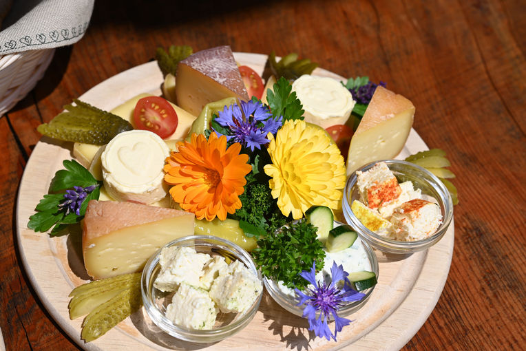 Käse.jpg © Mooslechner Käse.jpg © Mooslechner