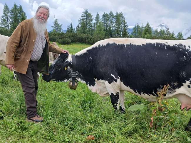 Repo 31 32 Hutterer Alm Wilhelm Jansenberger mit Sprinzen LK OÖ Hochpöchler.jpg