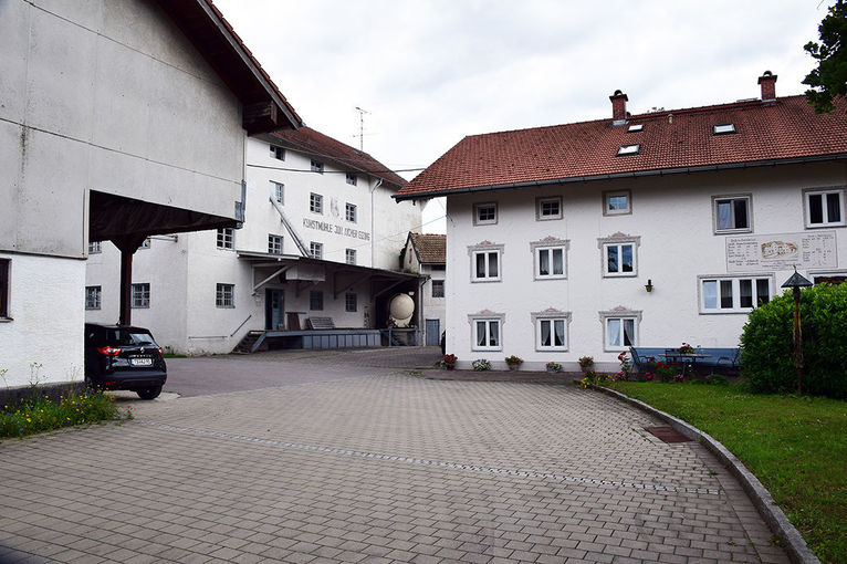 Mittelständische Mühle mit eigenem Labor: Aichermühle in Fridolfing.jpg © Prof. Mag. Josef A. Standl