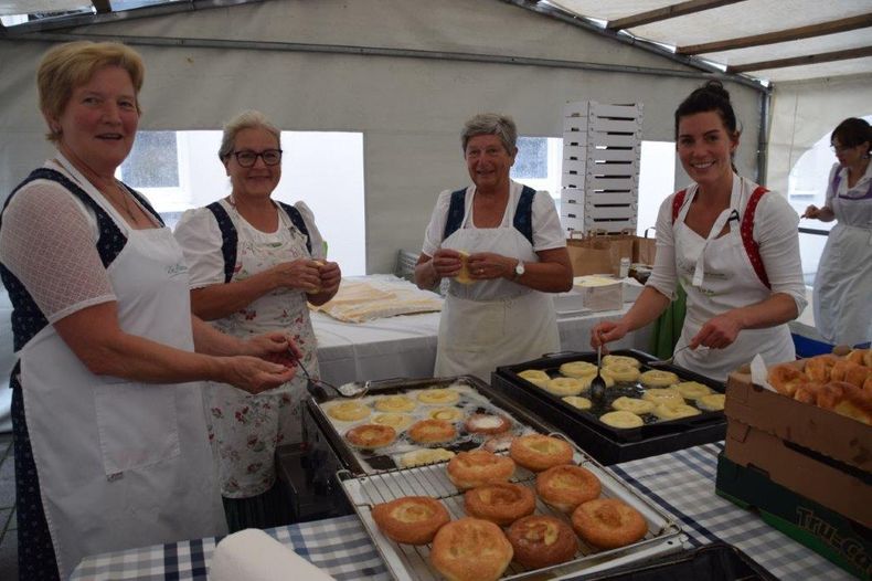 Krapfen backen.jpg