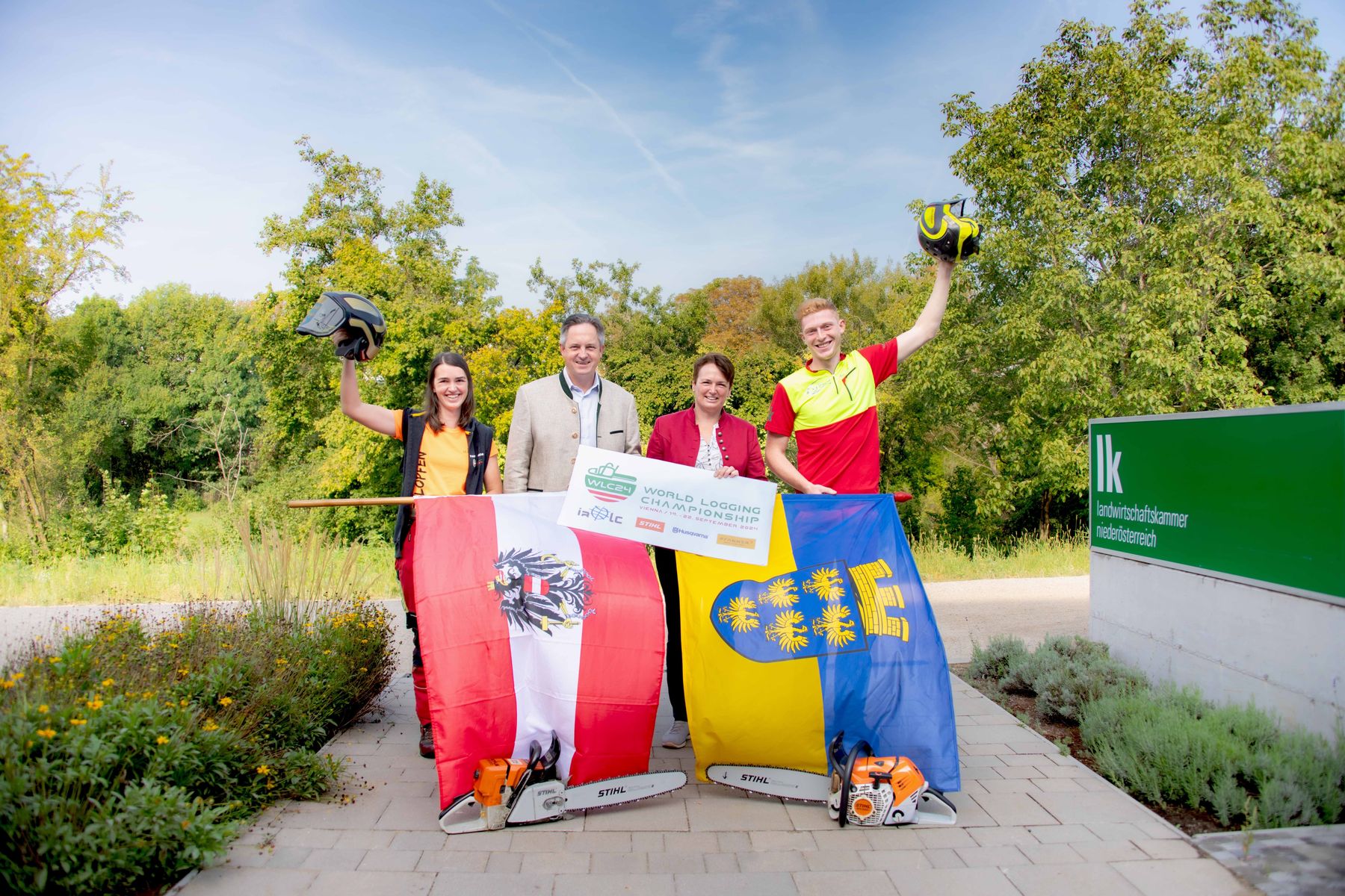 LK NÖ wünscht Forst WM-Teilnehmern viel Erfolg.jpg © Eva Lechner/LK Niederösterreich LK NÖ wünscht Forst WM-Teilnehmern viel Erfolg.jpg © Eva Lechner/LK Niederösterreich