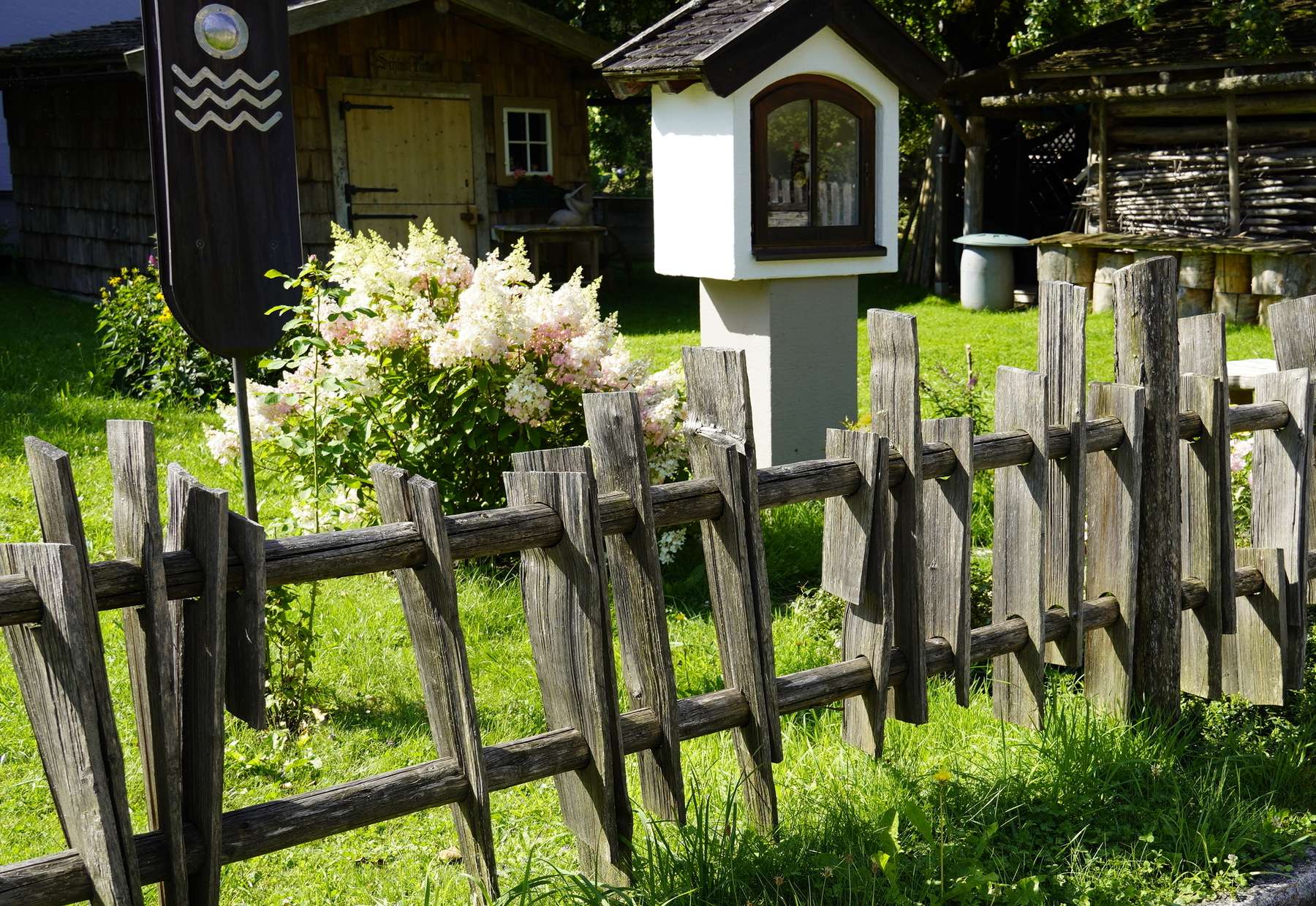 sb36_mb_zaun.jpg © Dürnberger sb36_mb_zaun.jpg © Dürnberger