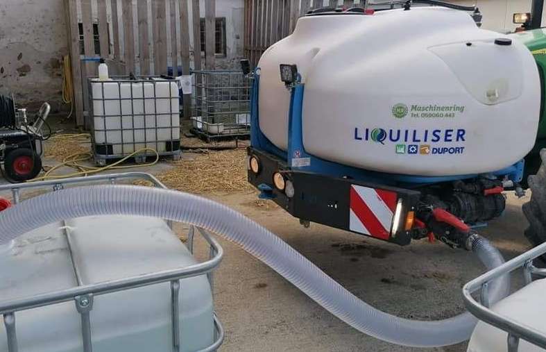 Cultan_anfüllen.jpg © BWSB Cultan_anfüllen.jpg © BWSB