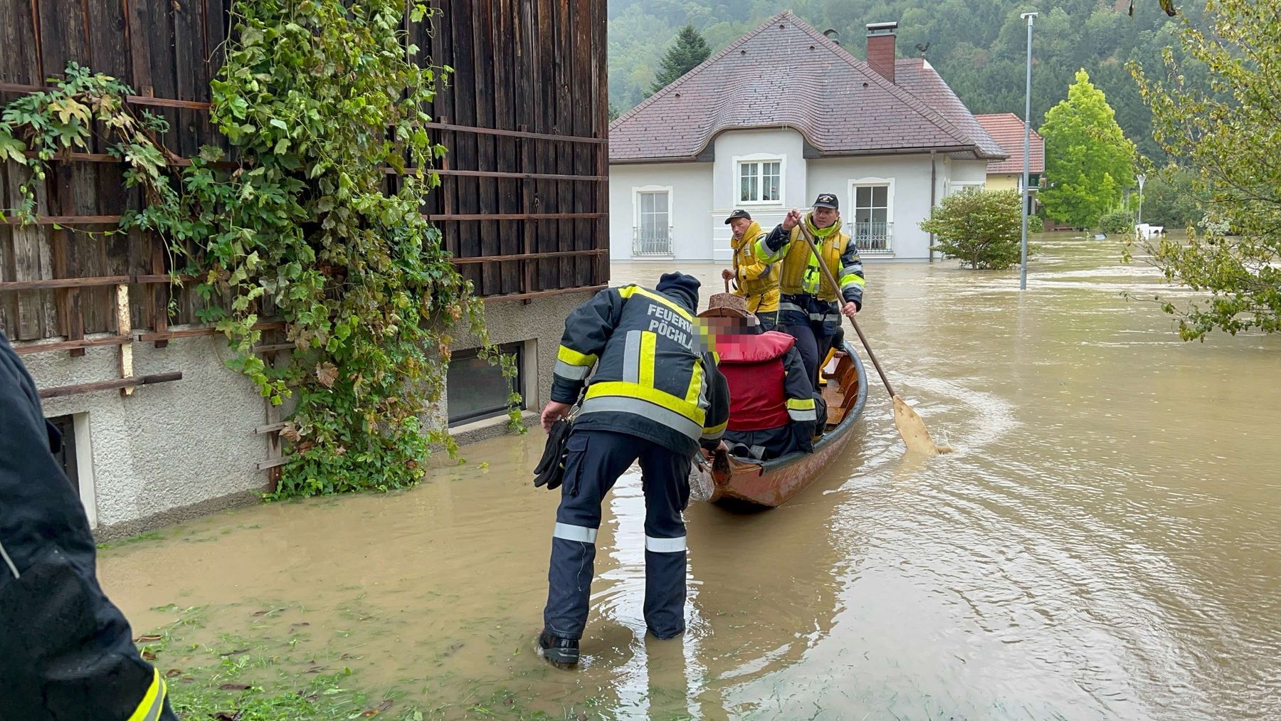 Unwetter Boot.jpg © APA/Doku NÖ