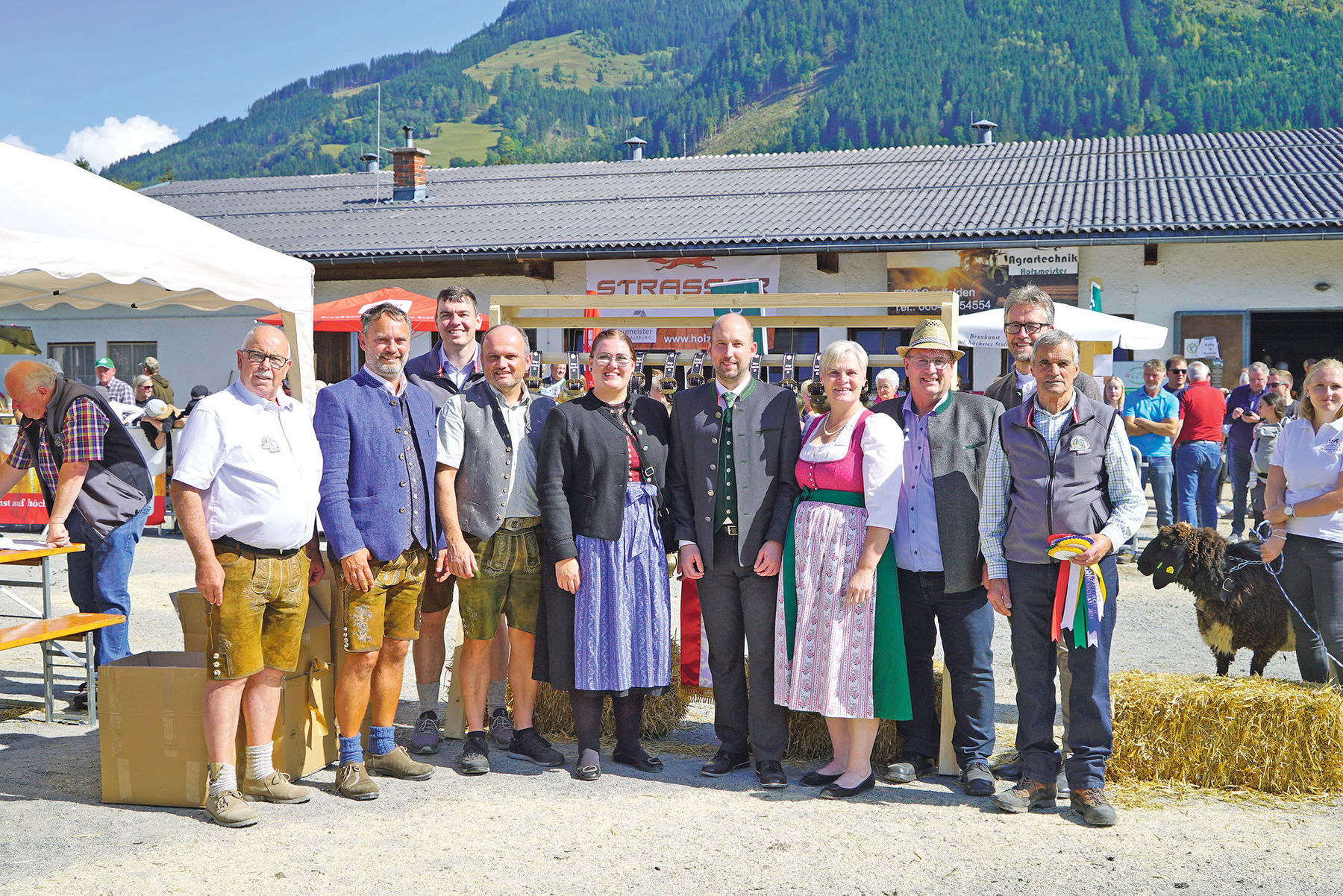 Landesschau mit  hervorragenden Tieren aus acht Rassen.jpg © Kronreif Landesschau mit  hervorragenden Tieren aus acht Rassen.jpg © Kronreif