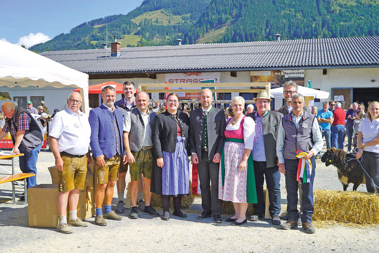 Landesschau mit hervorragenden Tieren aus acht Rassen.jpg © Kronreif Landesschau mit hervorragenden Tieren aus acht Rassen.jpg © Kronreif