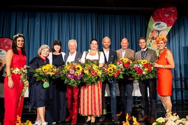 Ehrengäste mit Kau LAbg. Feistritzer Messner Gaggl Häusl-Benz Bergauer Oliver Schilcher Linder Kneß.jpg © Fördergemeinschaft Garten