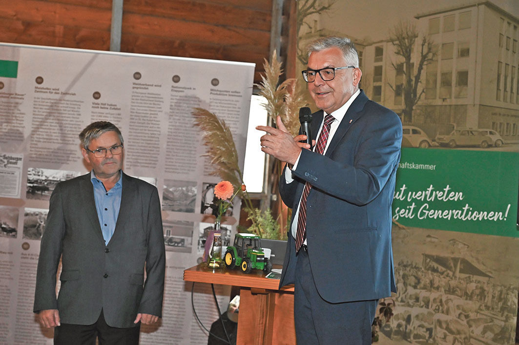 Hier werden viele  tiefgreifende  Dinge erledigt.jpg © Wolfgang Dürnberger Hier werden viele  tiefgreifende  Dinge erledigt.jpg © Wolfgang Dürnberger