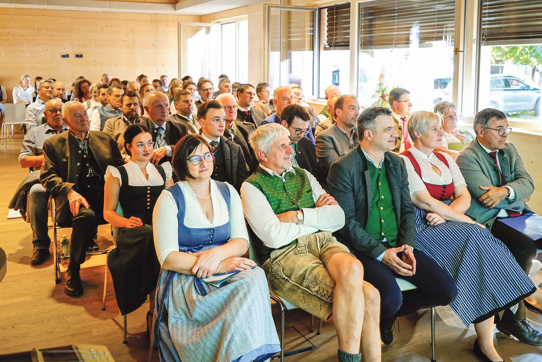 Packen wir  gemeinsam die Zukunft an.jpg © Theresa Kronreif