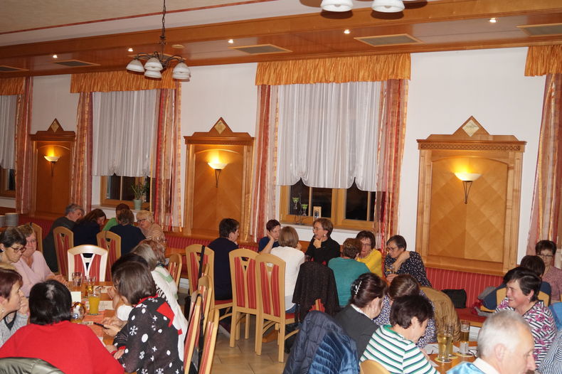 Adventfeier 2023 des Gebiet Weitra im Gasthaus Thaler in Gr.Otten. © Die Bäuerinnen im Gebiet Weitra Adventfeier 2023 des Gebiet Weitra im Gasthaus Thaler in Gr.Otten. © Die Bäuerinnen im Gebiet Weitra