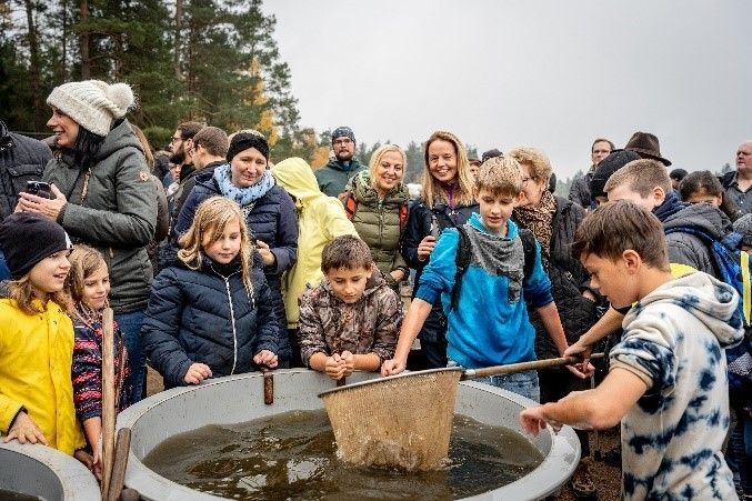 Atmosphäre Abfischfest 2024 3.jpg