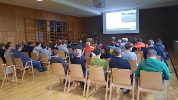 Feldbegehung Zwischenfrucht und Infoveranstaltung Biodiversitätsflächen, 12. November 2024 in Burgkirchen