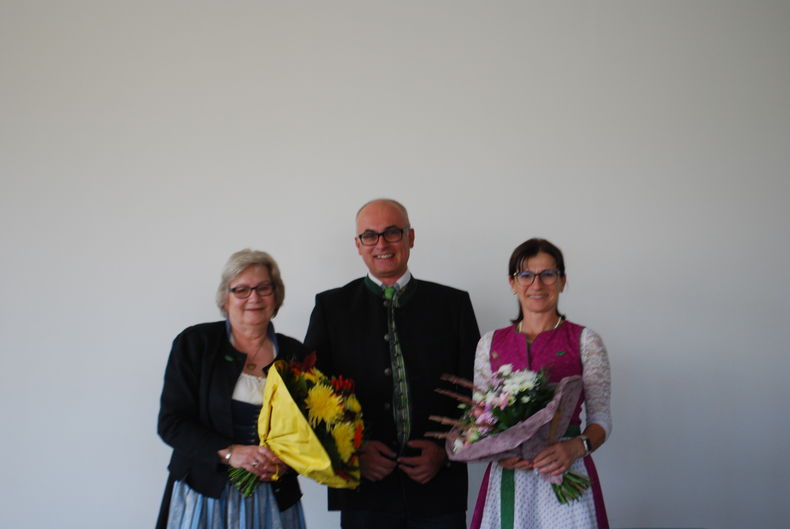 Bezirksbäuerinnenwahl 24 (13).jpg Bezirksbäuerinnenwahl 24 (13).jpg