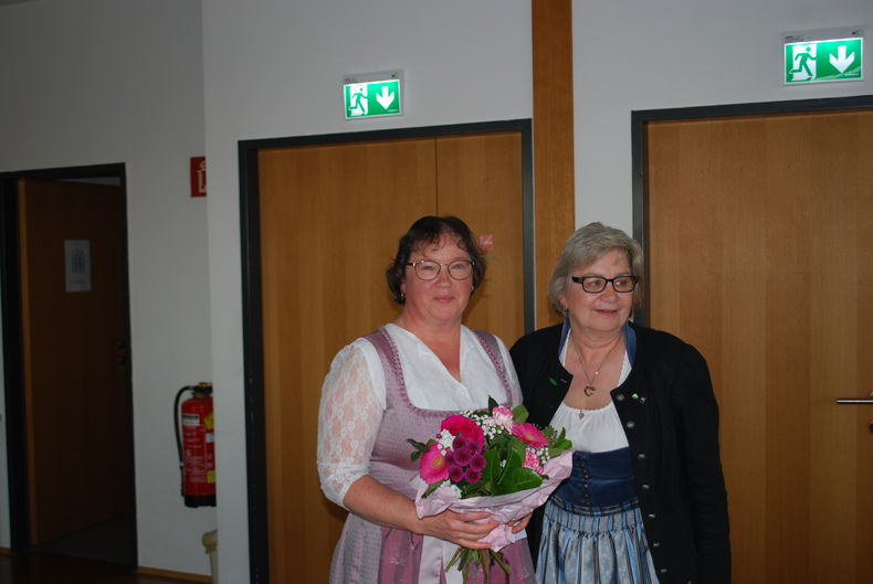 Bezirksbäuerinnenwahl 24 (19).jpg Bezirksbäuerinnenwahl 24 (19).jpg