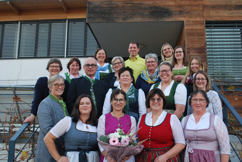 Bezirksbäuerinnenwahl 24 (38).jpg Bezirksbäuerinnenwahl 24 (38).jpg